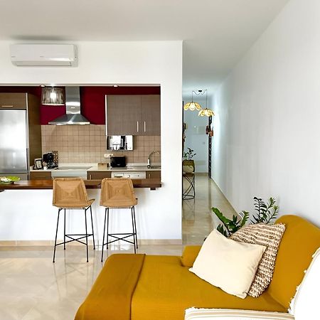 Apartamentos Mares De Lava - Puerto Del Carmen Puerto del Carmen  Exteriér fotografie
